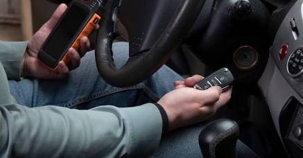Programming modern keys requires specific diagnostic tools—which local auto locksmiths have on hand.. Source: Locksmith Keyless